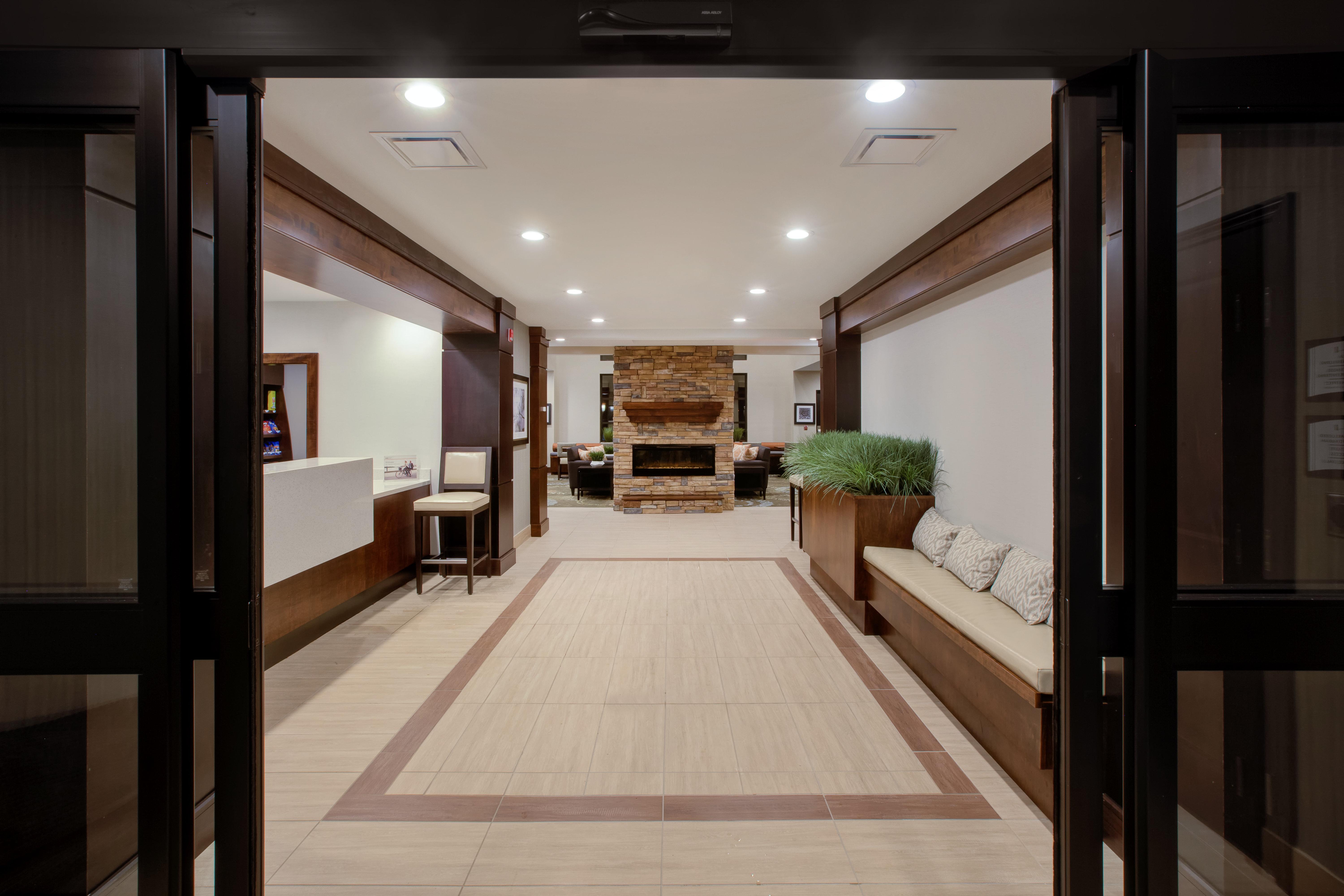 Staybridge Suites - Benton Harbor-St. Joseph, An Ihg Hotel Bagian luar foto