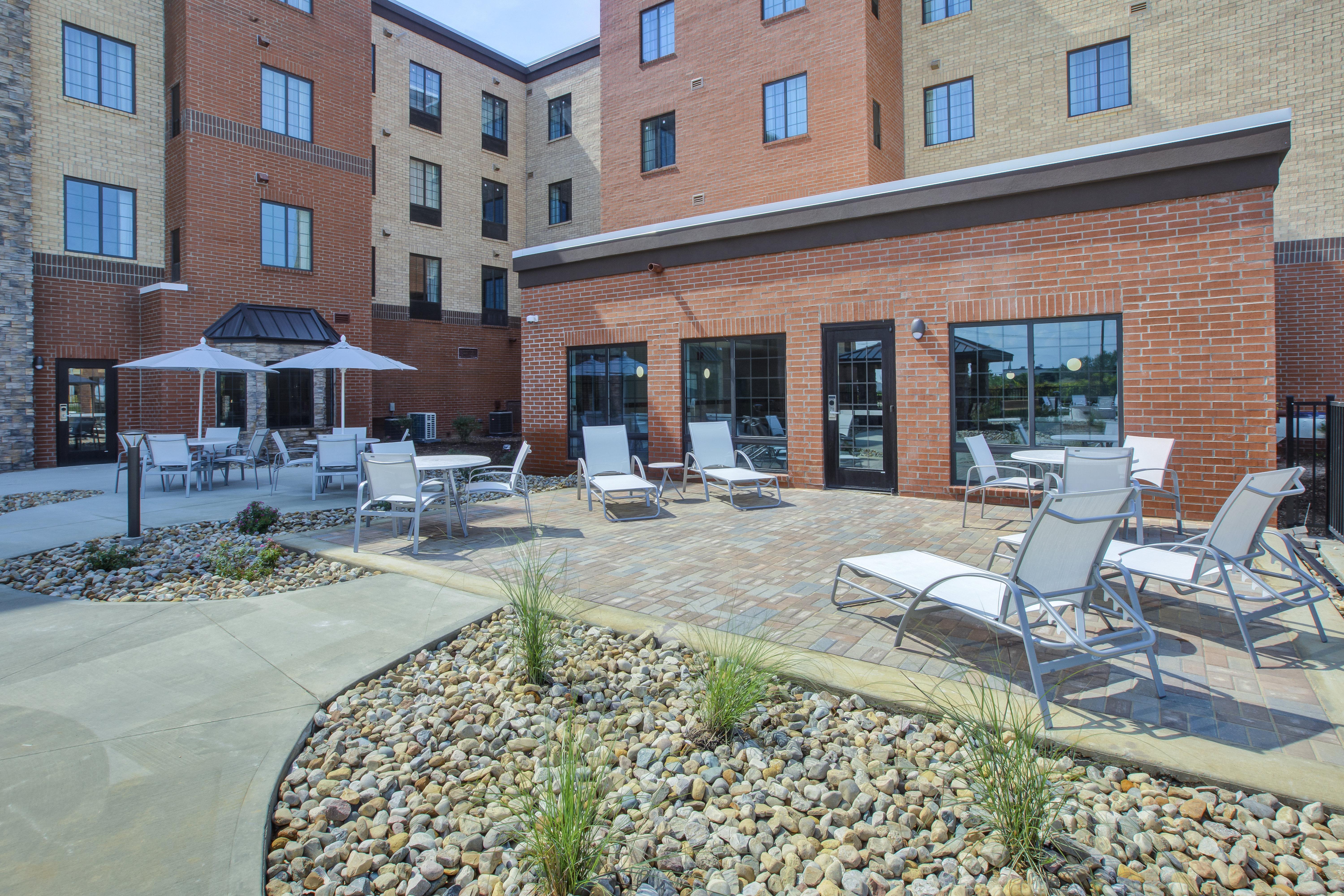 Staybridge Suites - Benton Harbor-St. Joseph, An Ihg Hotel Bagian luar foto